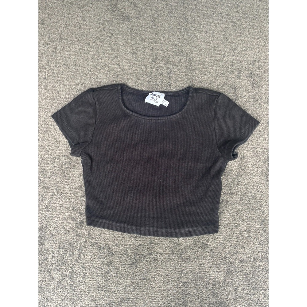 Princess Polly Cropped top Women's Size 2 Black Knit Short Sleeve Round Neck